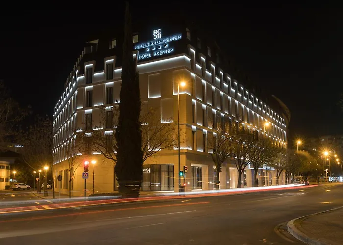 Hotel Giralda Center